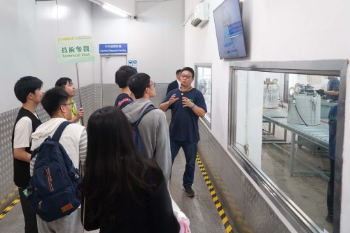 A entidade organizadora promoveu visitas técnicas para permitir um melhor conhecimento dos trabalhos de protecção ambiental em Macau.